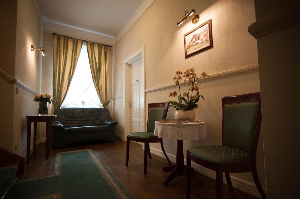 Aparthotel Karmel คราคูฟ ภายนอก รูปภาพ